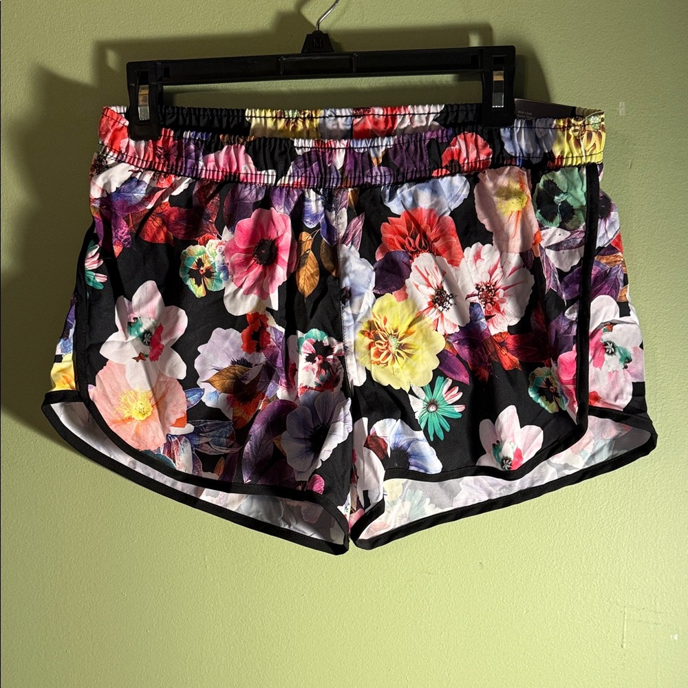Old Navy Floral Women's Athletic Shorts M